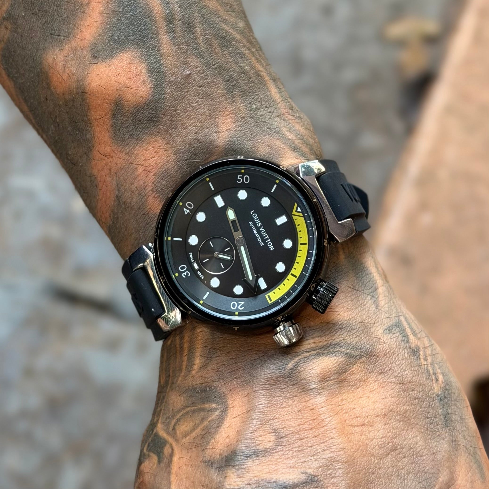 Louis Vuitton Tambour Street Diver