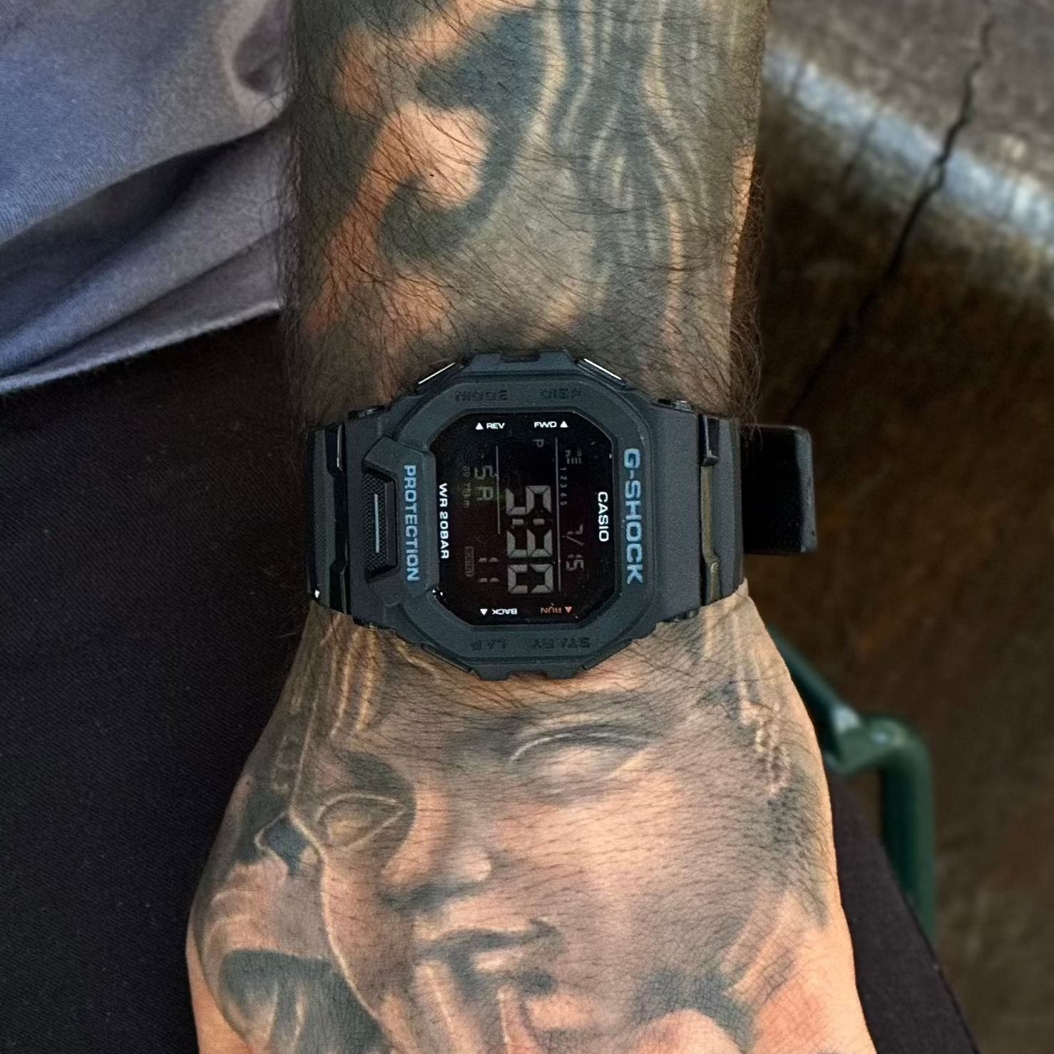 G-SHOCK GBX-100