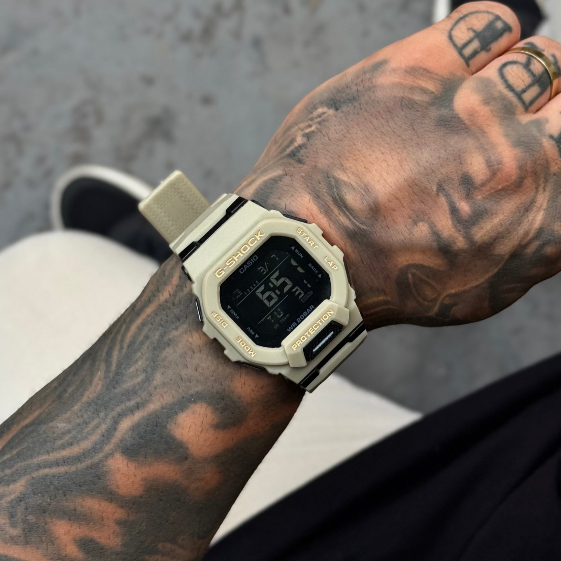 G-SHOCK　GBX-100 美品です。 G-SHOCK GBX-100