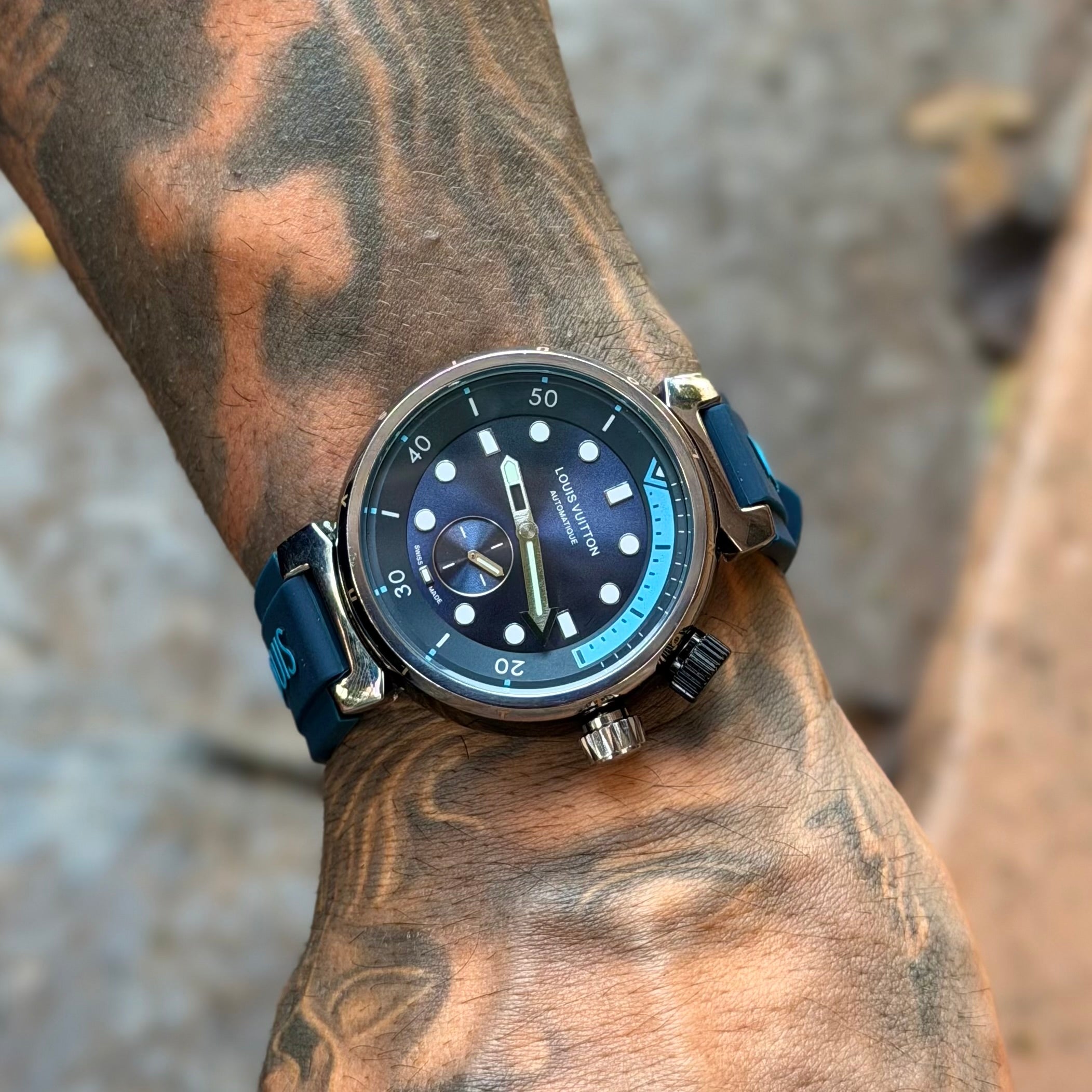 Louis Vuitton Tambour Street Diver