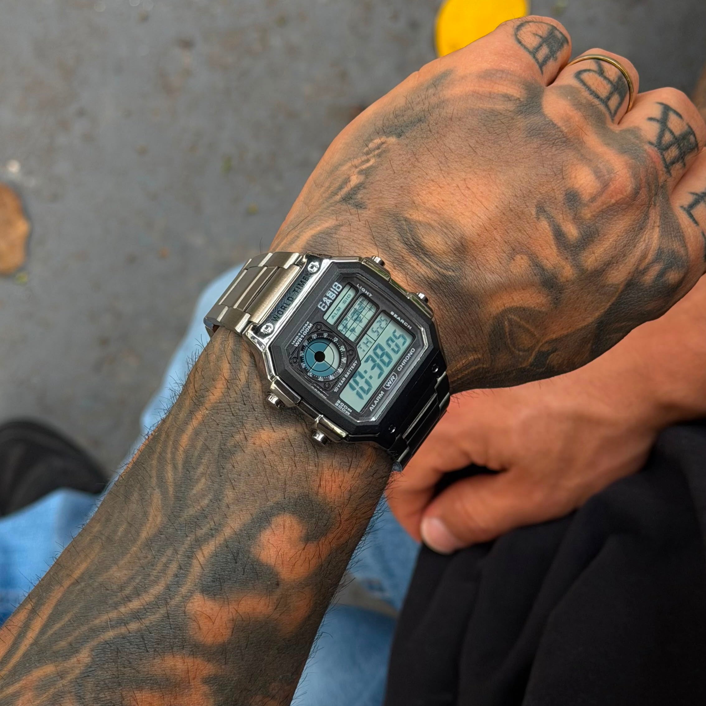 CASIO AE-1200 MUNDI